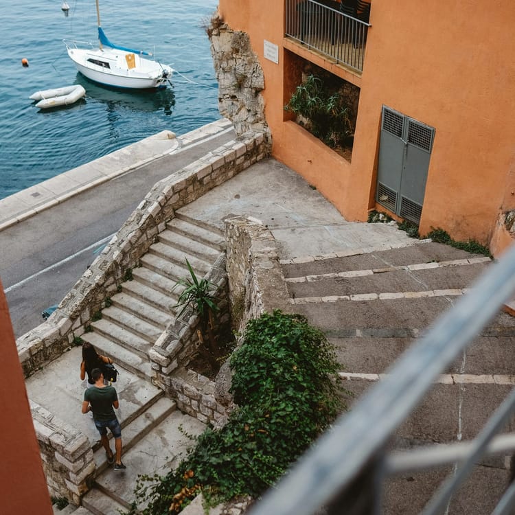 10 Things I Wish I Knew Before Moving to France